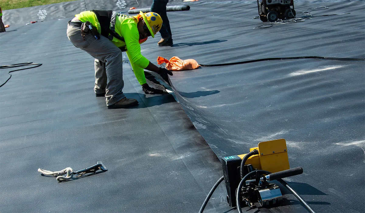 10 نشانه ژئوممبران بی‌کیفیت و نحوه تشخیص ورق استاندارد قبل از نصب